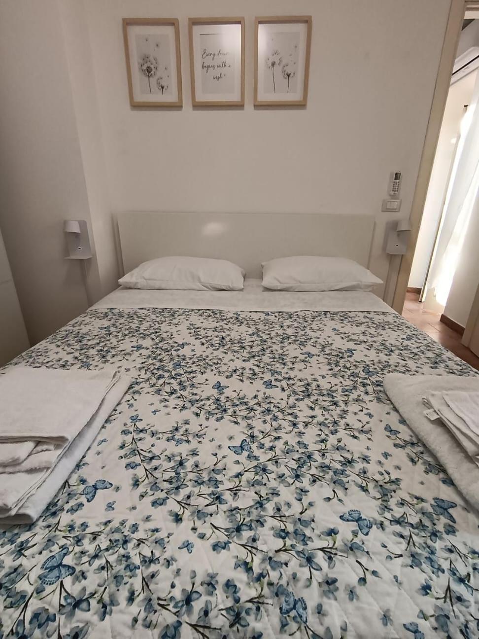 Ferienwohnung La Casa Della Rocca Roccantica Exterior foto